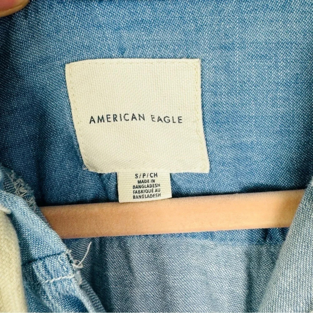 American Eagle Chambray‎ Hoodie Button Up Shirt Size Small - Picture 5 of 7